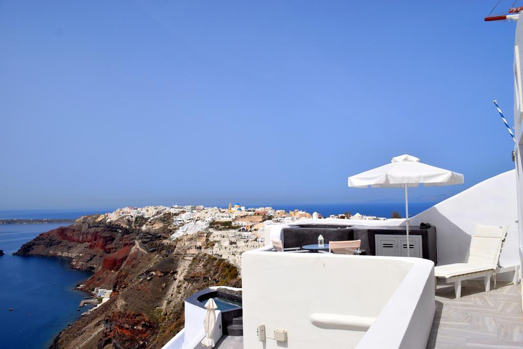 Captain John Villas Oia - Caldera & Sunset View Exterior photo