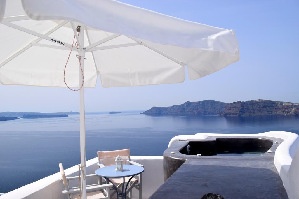 Captain John Villas Oia - Caldera & Sunset View Exterior photo