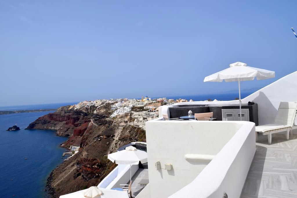 Captain John Villas Oia - Caldera & Sunset View Exterior photo